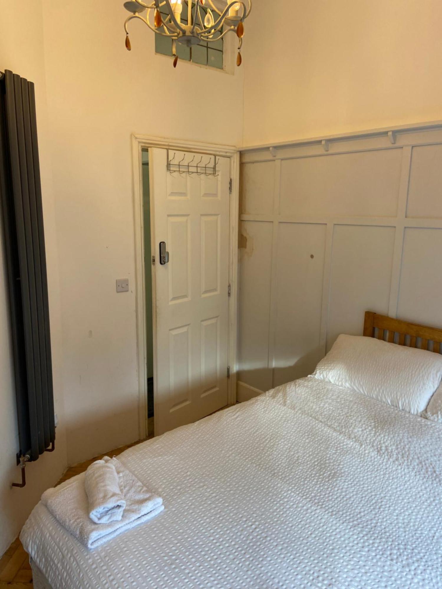 London Rental Carshalton Exterior photo
